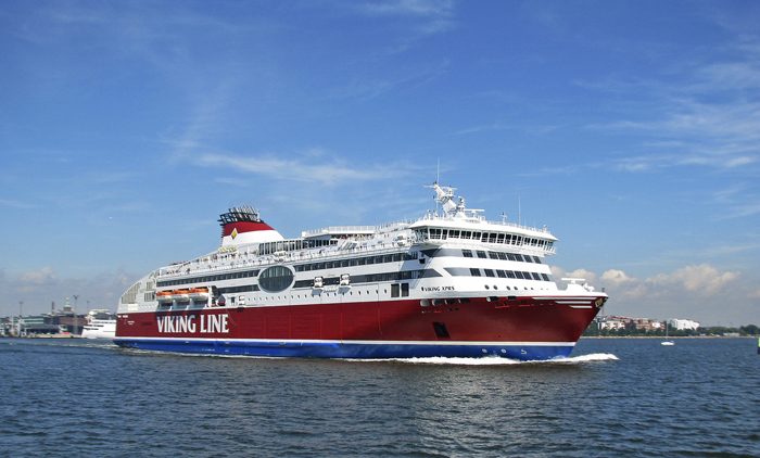 VIKING LINE JUHLII SUOMEA ITÄMERELLÄ